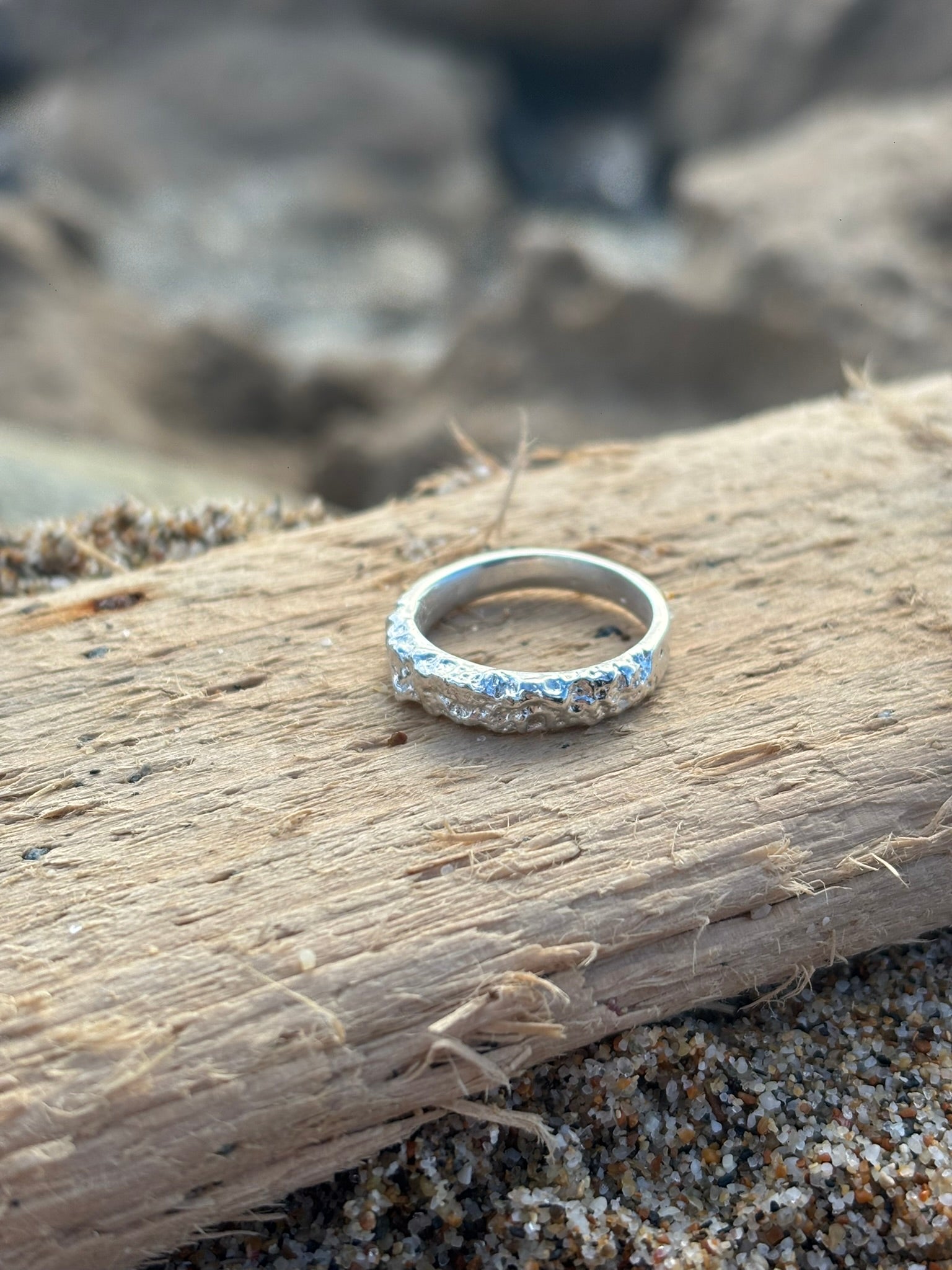 Silver Sand Cast Sand Ring
